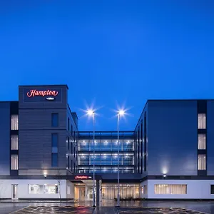3* Hotel Hampton By Hilton Airport